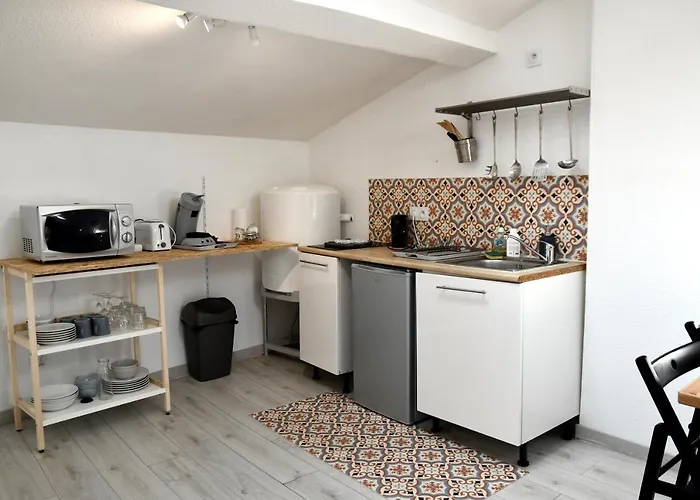Appartement Sacha au calme en Hypercentre de Revel